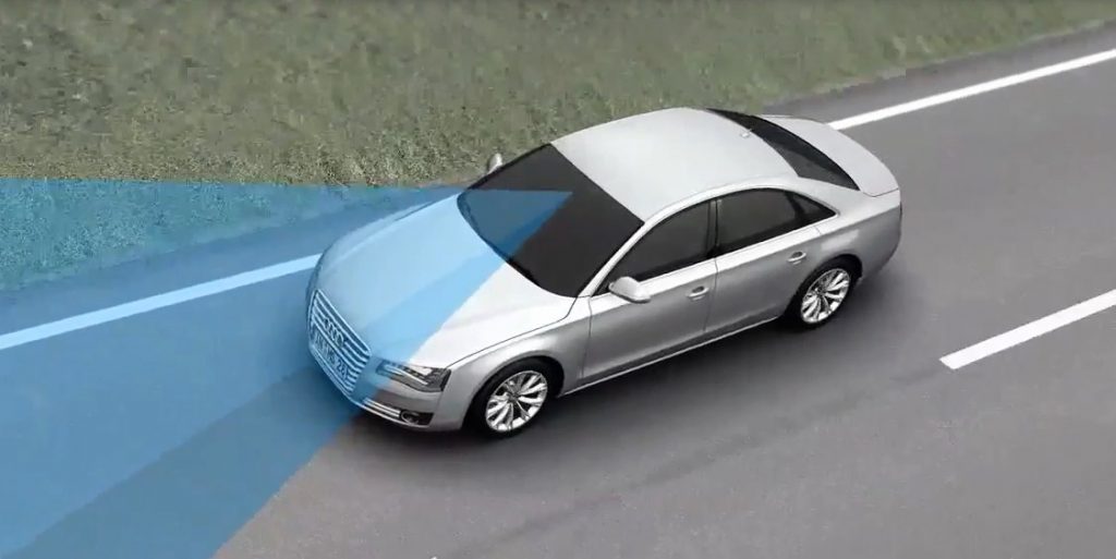 Hỗ trợ làn đường chủ động của Audi