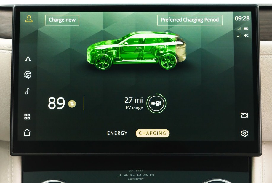 Jaguar F-Pace (2021) SUV mang đến trải nghiệm mới