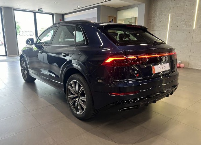 Audi Q8 2025 Giá: Mẫu SUV Hạng Sang Mới Nhất Đáng Chú Ý