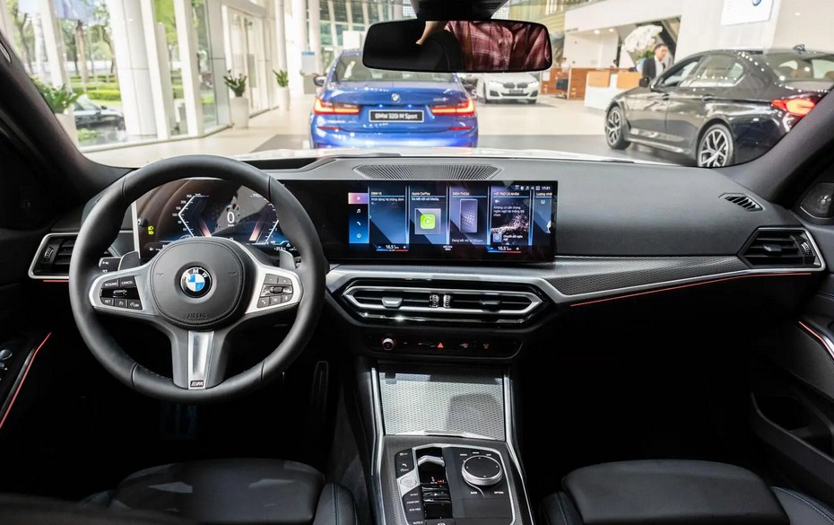 Đánh giá chi tiết BMW 330i M Sport 2025: Mãnh Thú Đường Phố, Đỉnh Cao Cảm Xúc Lái