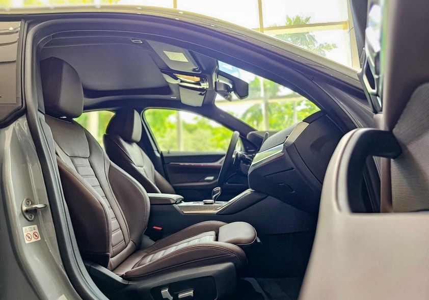 Đánh giá chi tiết BMW 430i M Sport 2025: Dấu Ấn Thể Thao, Trải Nghiệm Lái Đỉnh Cao