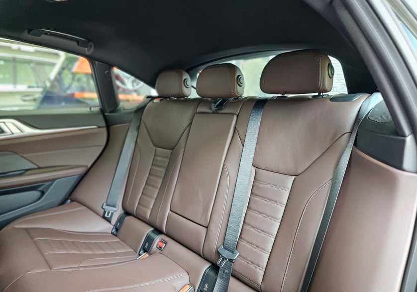 Đánh giá chi tiết BMW 430i M Sport 2025: Dấu Ấn Thể Thao, Trải Nghiệm Lái Đỉnh Cao