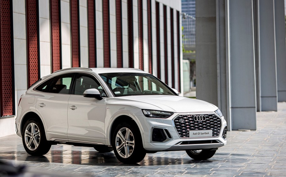 Chi phí thay phụ tùng xe Audi có đắt không?